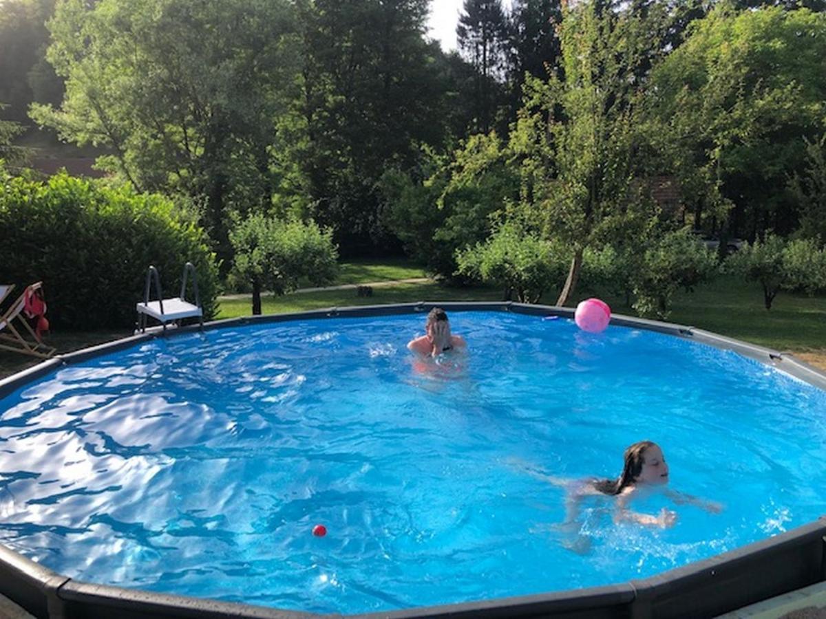 Wooden Cabin Zurej With Hot Tub Bukovje v Babni Gori エクステリア 写真