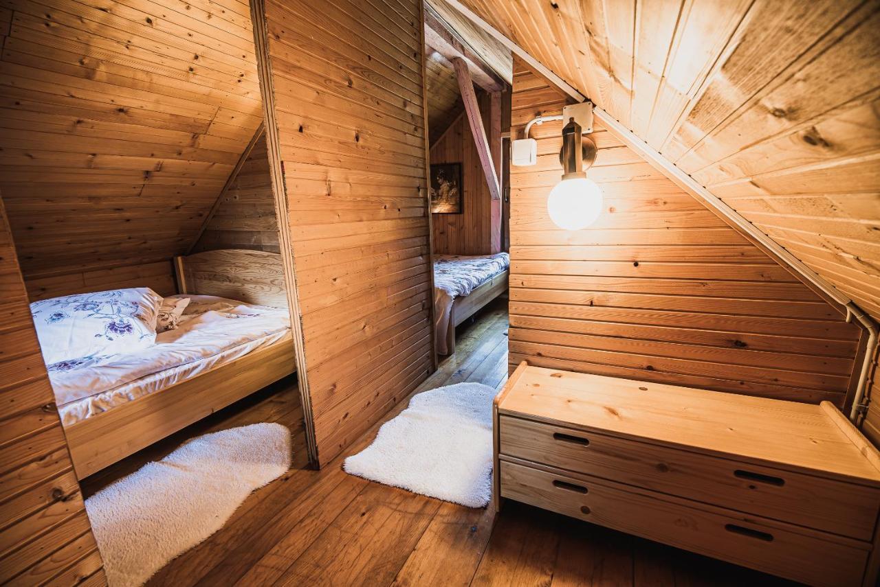 Wooden Cabin Zurej With Hot Tub Bukovje v Babni Gori エクステリア 写真